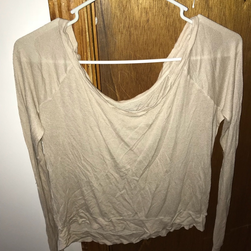 American Eagle off the shoulder long sleeve!